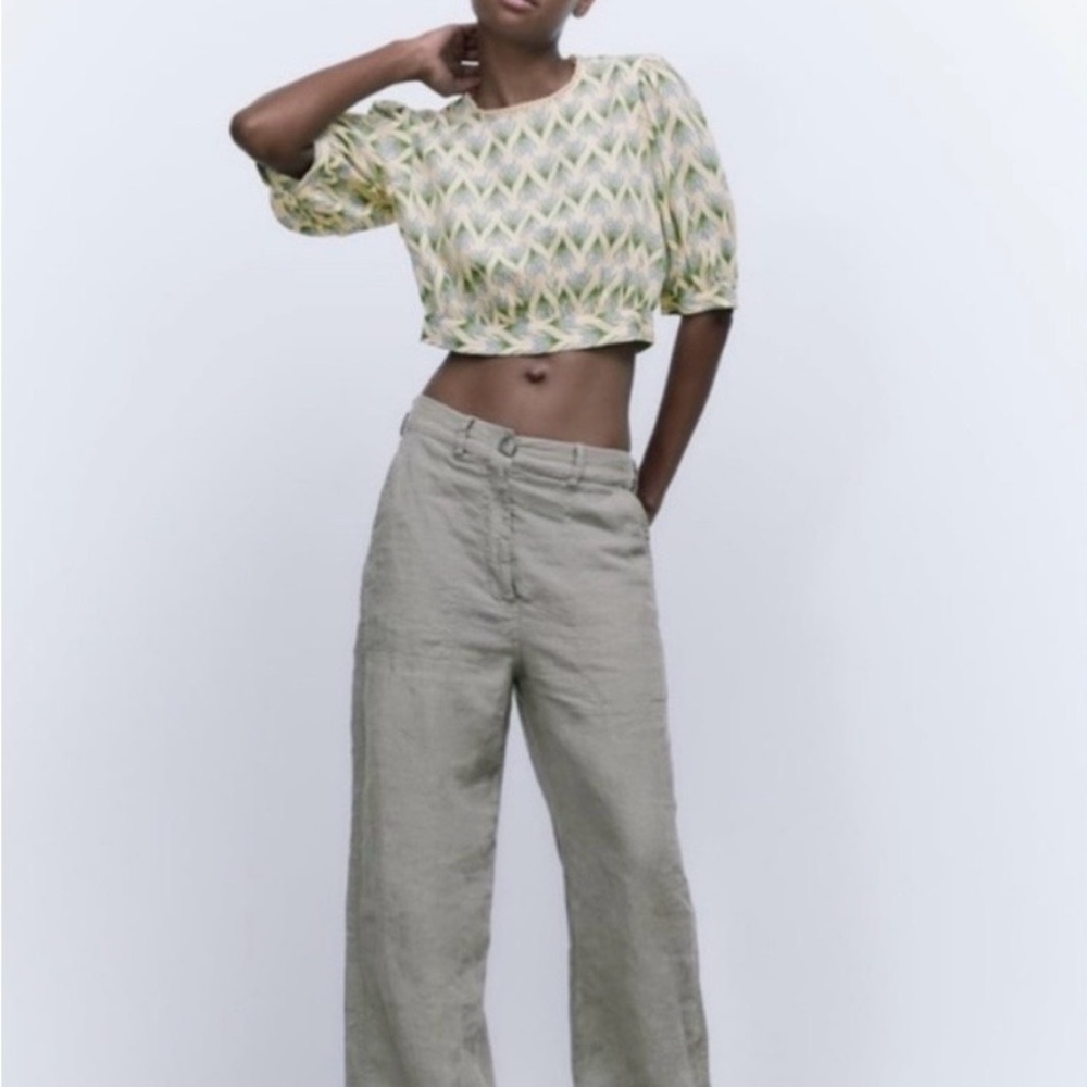 Zara Cream and Green Patterned Crop Top - Picture 2 of 7